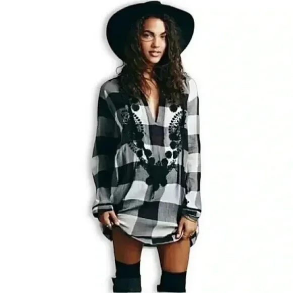 Free People Embroidered & Beaded Buffalo Plaid Gauze
Long Sleeve Tunic Top Sz S - Picture 13 of 13